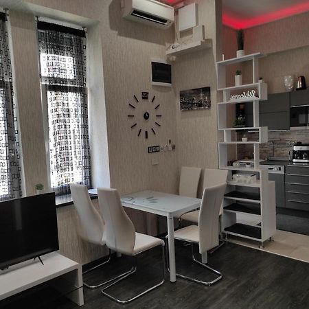 בודפשט Corvinus Apartman מראה חיצוני תמונה